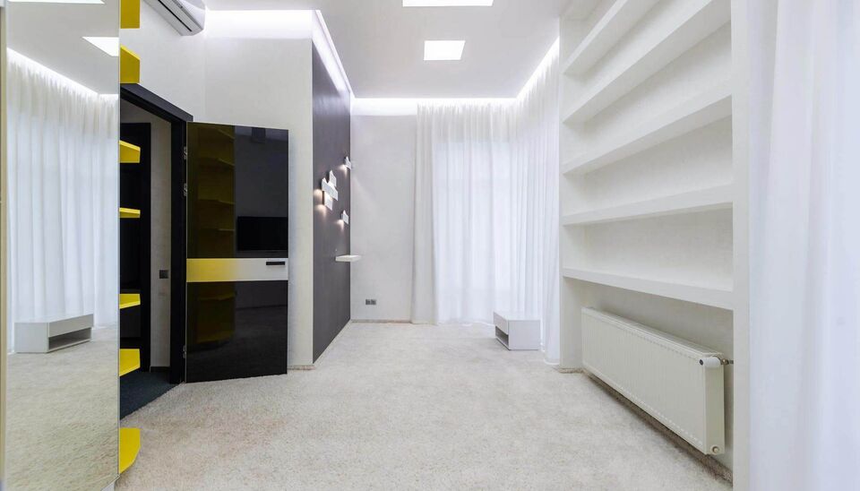 dit is een heel erg lange beschrijving van een foto van een pand om te zien of daar iets mee te doen is om te koppelen aan de site waarbij een lange beschrijving bij een bepaalde foto gezet word.<br>Moesten er breaks in kunnen staan zou dat ook wel cool z